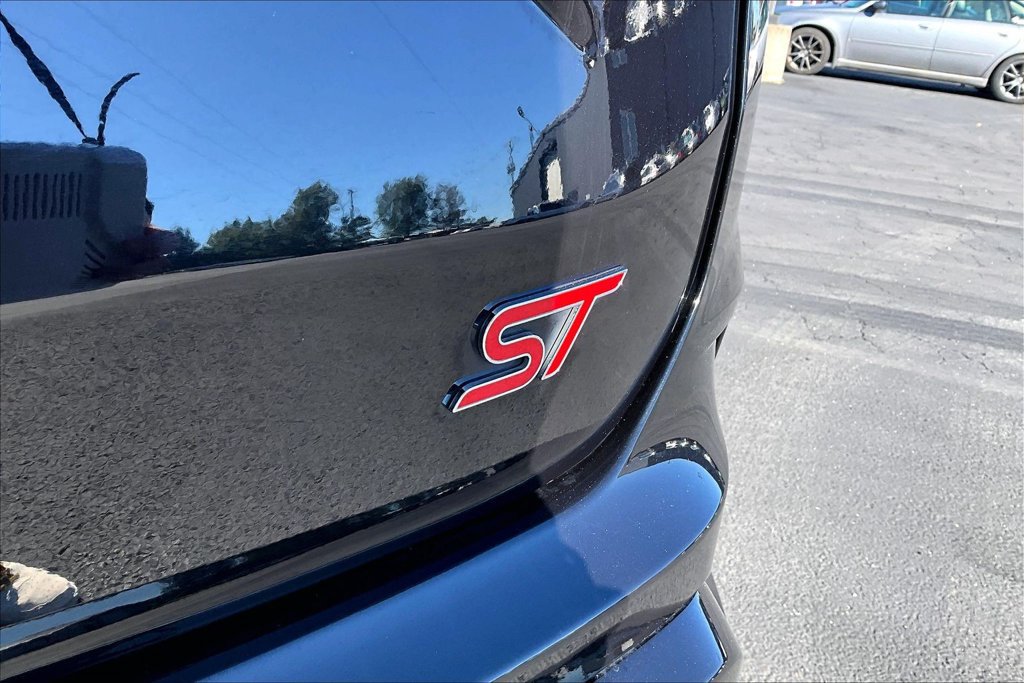 Used 2020 Ford Edge ST w/ Equipment Group 401A AWD/4WD image 33