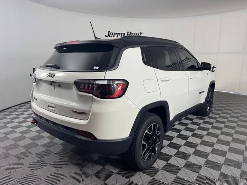 Used 2021 Jeep Compass Trailhawk AWD/4WD image 7