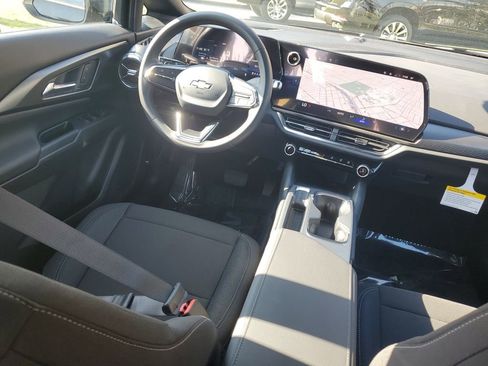 New 2026 Chevrolet Equinox EV LT image 10