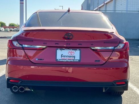 Used 2026 Toyota Camry SE FWD image 7