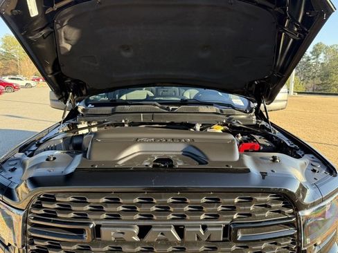 Used 2024 RAM 2500 Big Horn w/ Night Edition image 30