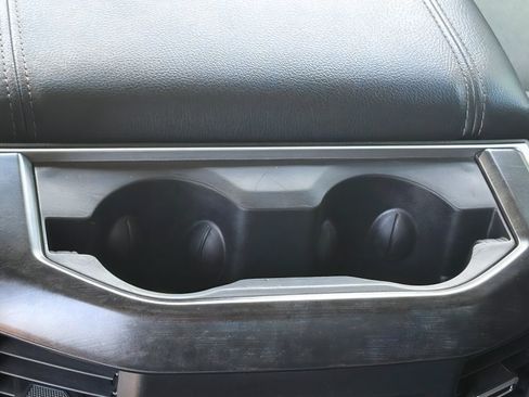 Used 2019 RAM 1500 Big Horn RWD image 12