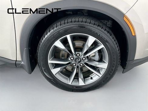 Used 2023 INFINITI QX60 Luxe w/ Vision Package AWD/4WD image 39