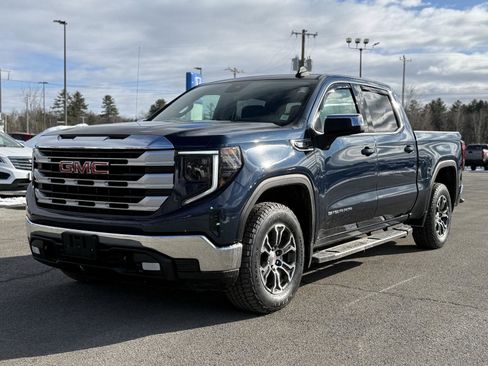 Used 2023 GMC Sierra 1500 SLE image 9