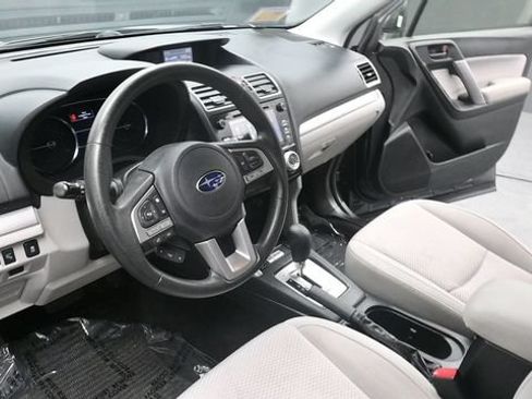 Used 2017 Subaru Forester 2.5i Premium AWD/4WD image 20