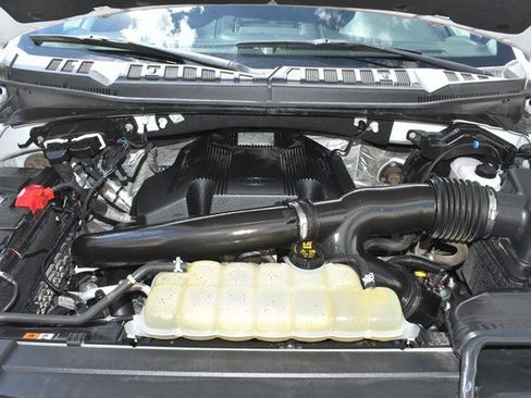 Used 2019 Ford F150 XLT w/ Equipment Group 302A Luxury AWD/4WD image 29