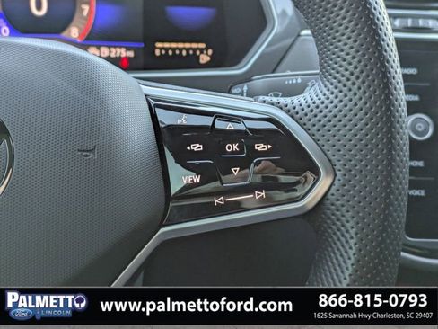 Used 2022 Volkswagen Tiguan SE R-Line image 28