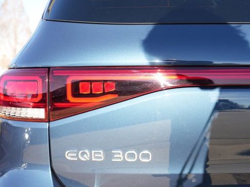 Certified 2023 Mercedes-Benz EQB 300 4MATIC image 15