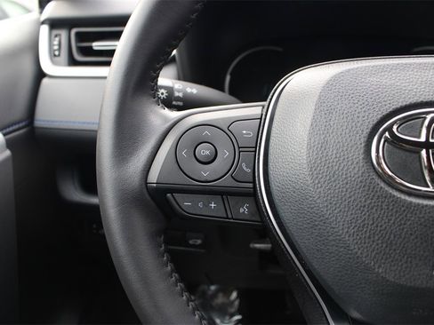 Used 2022 Toyota RAV4 XSE image 21