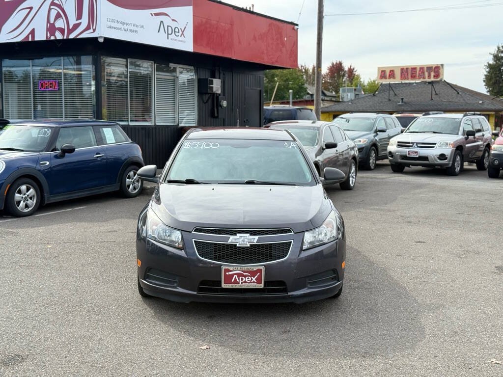 Used 2014 Chevrolet Cruze LS FWD image 4