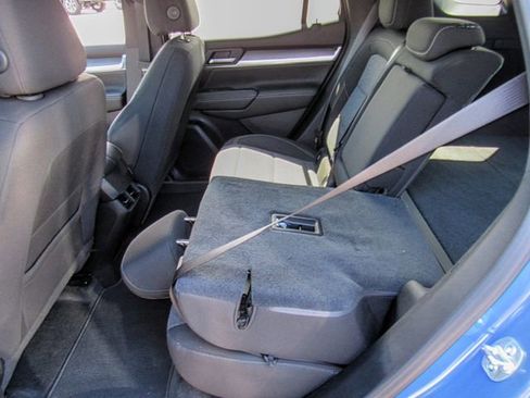 New 2025 GMC Terrain Elevation image 17