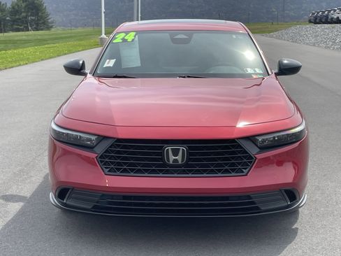 Used 2024 Honda Accord Sport image 9