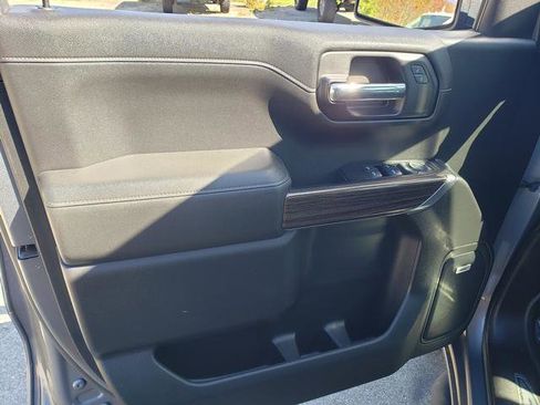 Used 2020 Chevrolet Silverado 1500 LT Trail Boss image 11