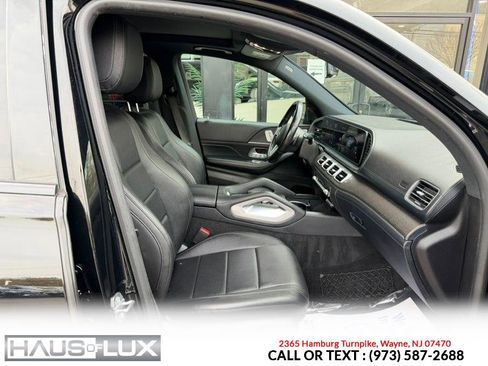 Used 2020 Mercedes-Benz GLE 350 4MATIC w/ AMG Line Exterior image 18