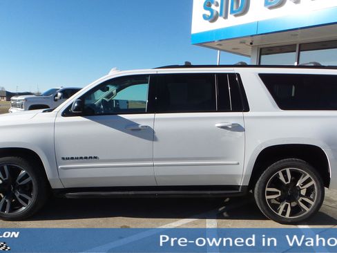Used 2019 Chevrolet Suburban Premier image 2