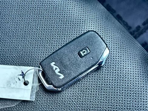 Certified 2025 Kia Sportage EX FWD image 28