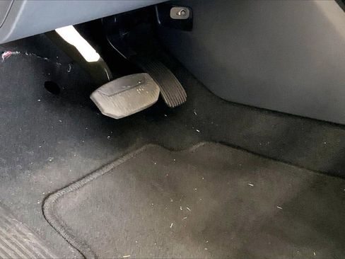 Used 2026 Ford F250 Lariat w/ Chrome Package image 22