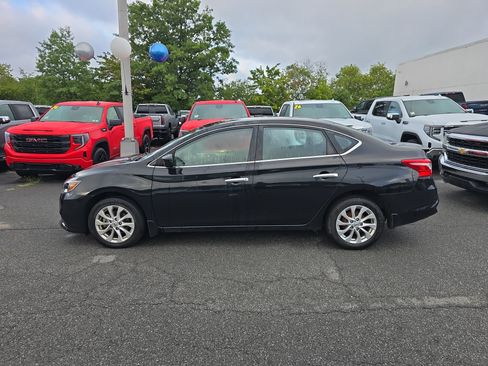 Used 2019 Nissan Sentra S w/ Appearance Package FWD image 6