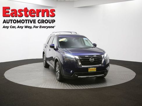 Used 2024 Nissan Pathfinder SL image 51