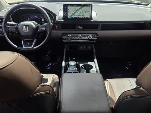 Used 2023 Honda Pilot Elite image 13