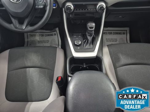 Used 2022 Toyota RAV4 XLE AWD/4WD image 35