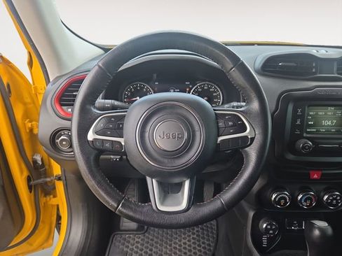 Used 2016 Jeep Renegade Trailhawk AWD/4WD image 12
