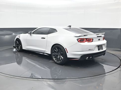 Used 2019 Chevrolet Camaro ZL1 image 5