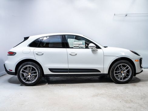 New 2026 Porsche Macan AWD/4WD image 8