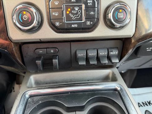 Used 2013 Ford F350 Platinum image 44