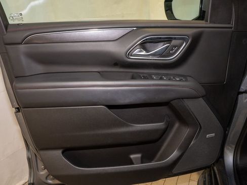 Used 2022 Chevrolet Tahoe RST w/ Sport Performance Package image 14