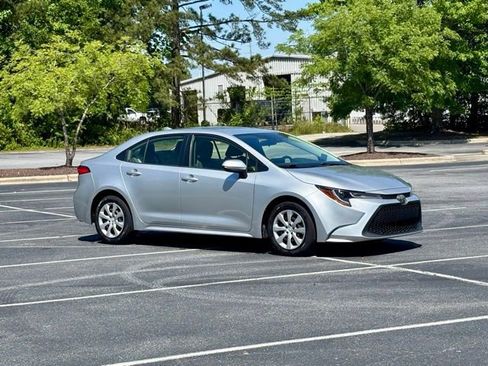 Used 2020 Toyota Corolla LE FWD image 10