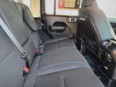 Used 2023 Jeep Wrangler Unlimited Rubicon 4xe w/ Cold Weather Group AWD/4WD image 20