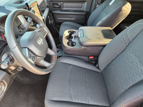New 2026 RAM 2500 Tradesman AWD/4WD image 23