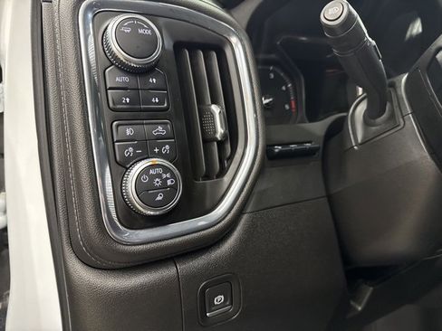 Used 2023 GMC Sierra 3500 Denali w/ Denali Ultimate Package image 12