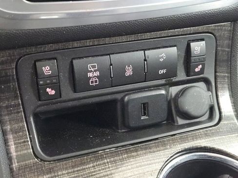 Used 2017 GMC Acadia Limited SLT image 33