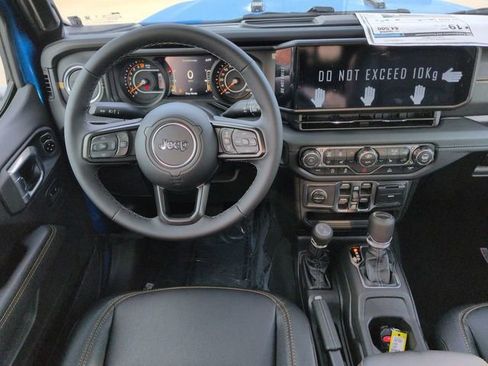 New 2026 Jeep Gladiator Sport image 15