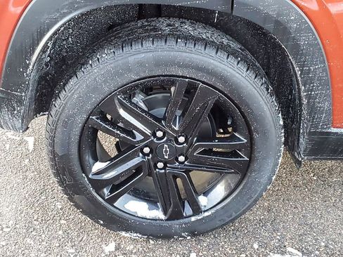 Used 2024 Chevrolet Trax ACTIV w/ Sunroof Package image 38