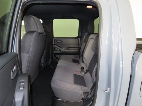 New 2026 Nissan Frontier SV image 7