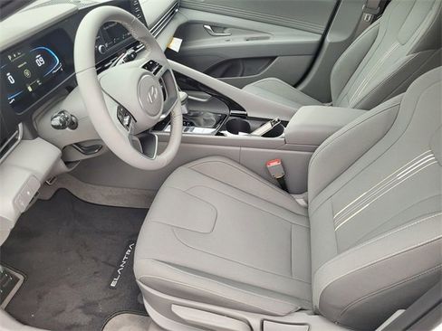 New 2026 Hyundai Elantra SEL Sport image 12