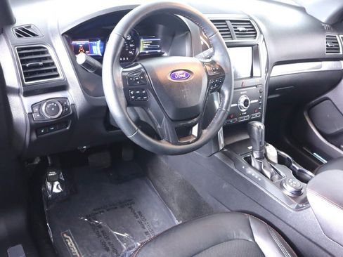 Used 2019 Ford Explorer Sport AWD/4WD image 9
