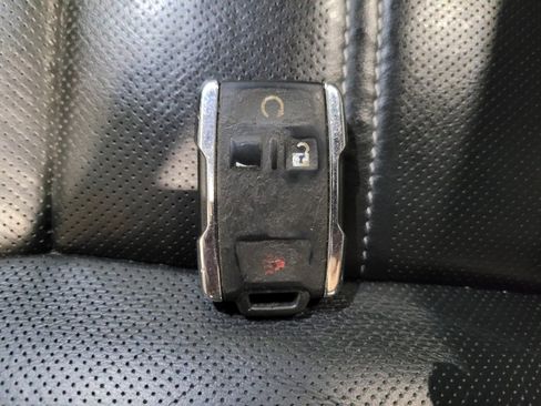 Used 2017 GMC Sierra 1500 Denali AWD/4WD image 32