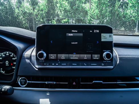 New 2025 Mitsubishi Outlander ES image 17