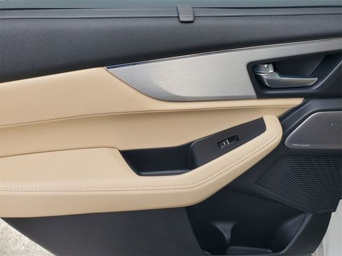 Used 2025 Acura MDX w/ Technology Package image 14