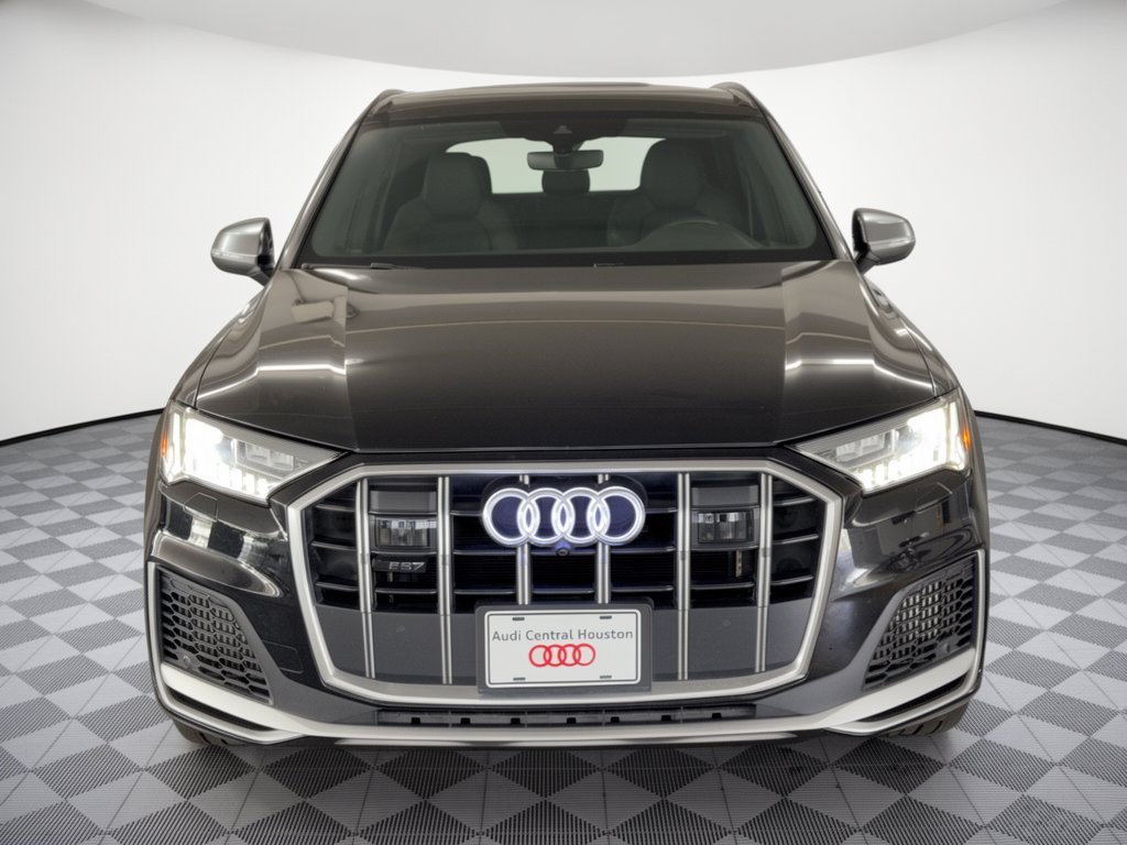 Certified 2023 Audi SQ7 Premium Plus w/ Executive Package AWD/4WD image 6