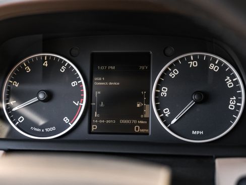 Used 2016 Land Rover LR4 HSE image 18