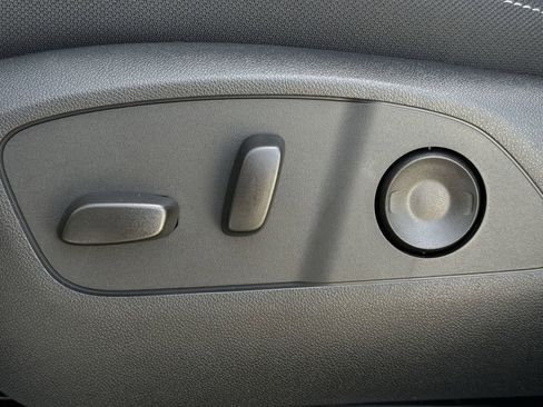 New 2026 Chevrolet Traverse LT image 21