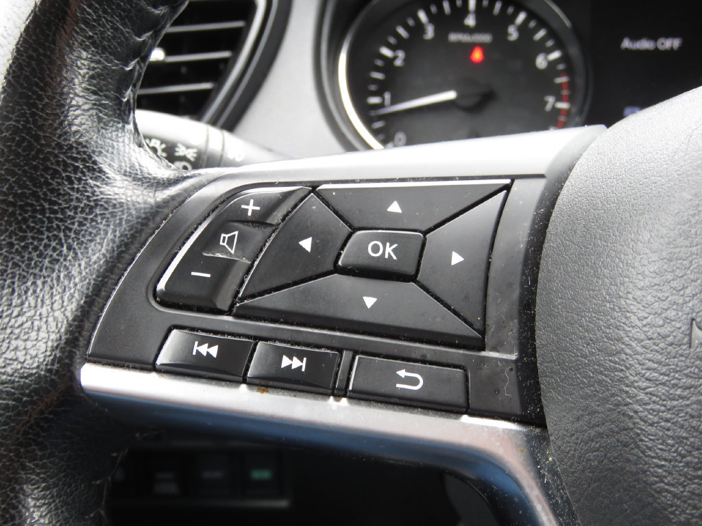 Used 2021 Nissan Rogue Sport SV AWD/4WD image 21