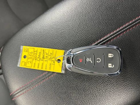Used 2022 Chevrolet Equinox RS AWD/4WD image 18