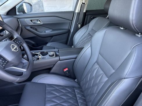 New 2026 Nissan Rogue Platinum AWD/4WD image 5