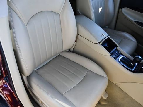 Used 2017 INFINITI QX50 AWD image 30